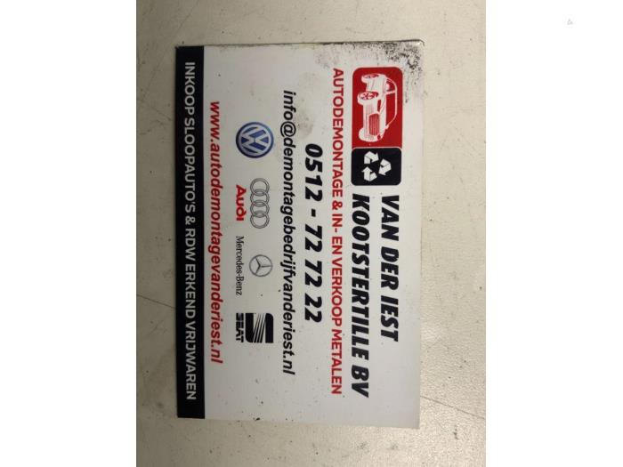 Computer Body Control van een Volkswagen Golf VII (AUA) 1.6 TDI BlueMotion 16V 2014