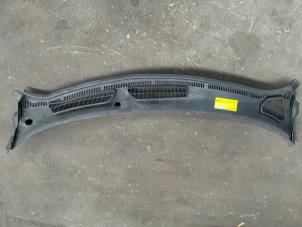 Gebruikte Paravent Ford Fiesta 6 (JA8) 1.25 16V Prijs € 16,50 Margeregeling aangeboden door Autodemontage van der Iest