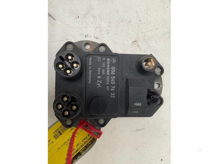 Gebruikte Ontstekingcomputer Volkswagen Polo IV (9N1/2/3) 1.4 16V 75 Prijs € 145,00 Margeregeling aangeboden door Autodemontage van der Iest