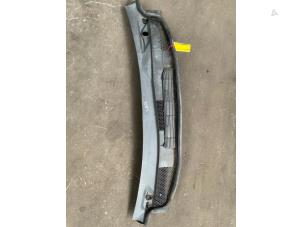 Gebruikte Paravan Mercedes B (W245) 2.0 B-200 16V Turbo Prijs € 23,50 Margeregeling aangeboden door Autodemontage van der Iest