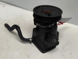 Gebruikte Stuurpomp Mercedes E (W211) 3.2 E-320 CDI 24V Prijs € 100,00 Margeregeling aangeboden door Autodemontage van der Iest