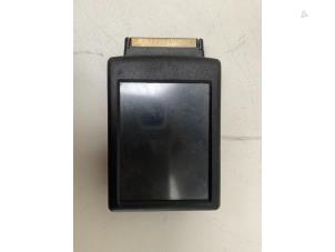 Gebruikte Antenne bluetooth Volkswagen Polo V (6R) 1.2 TDI 12V BlueMotion Prijs € 80,00 Margeregeling aangeboden door Autodemontage van der Iest