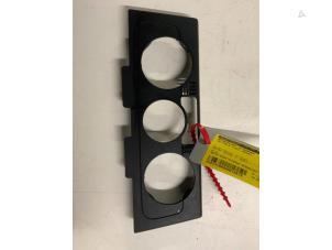 Gebruikte Afdekplaat diversen Volkswagen Polo V (6R) 1.2 12V Prijs € 10,50 Margeregeling aangeboden door Autodemontage van der Iest