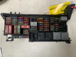 Gebruikte Zekeringkast Mercedes ML II (164/4JG) 3.0 ML-280 CDI 4-Matic V6 24V Prijs € 20,00 Margeregeling aangeboden door Autodemontage van der Iest