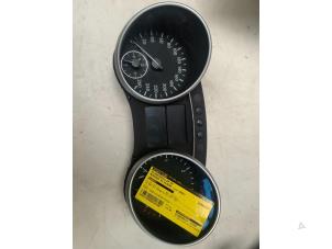 Gebruikte Tellerklok Mercedes ML II (164/4JG) 3.0 ML-280 CDI 4-Matic V6 24V Prijs € 170,00 Margeregeling aangeboden door Autodemontage van der Iest