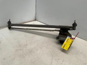 Gebruikte Ruitenwismotor + Mechaniek Peugeot Boxer (244) 2.2 HDi Prijs € 140,00 Margeregeling aangeboden door Autodemontage van der Iest