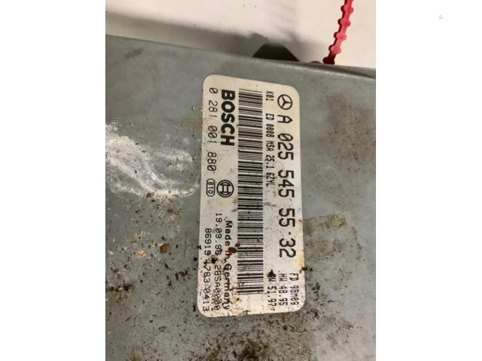 ABS Computer van een Mercedes-Benz E (W210) 3.0 E-300D Turbo 24V 1997