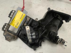 Gebruikte Zekeringkast Audi A6 Quattro (C6) 3.0 TDI V6 24V Prijs € 25,00 Margeregeling aangeboden door Autodemontage van der Iest