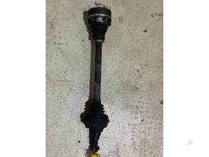 Gebruikte Steekas links-voor Volkswagen Scirocco (137/13AD) 1.4 TSI 160 16V Prijs € 34,99 Margeregeling aangeboden door Autodemontage van der Iest