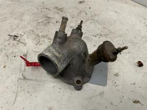 Gebruikte Thermostaathuis Mercedes S (W126) 500 SE,SEL Prijs € 45,00 Margeregeling aangeboden door Autodemontage van der Iest