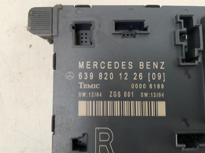 Computer Body Control van een Mercedes-Benz Vito (639.6) 2.2 109 CDI 16V 2005