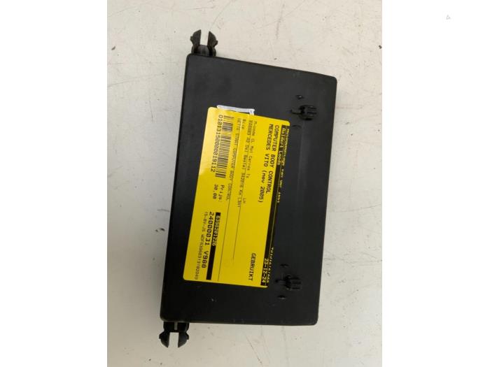 Computer Body Control van een Mercedes-Benz Vito (639.6) 2.2 109 CDI 16V 2005