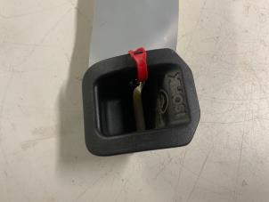 Gebruikte Schakelaar Mercedes GLA (156.9) 1.6 180 16V Prijs € 7,50 Margeregeling aangeboden door Autodemontage van der Iest