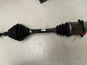 Gebruikte Cardanas links-voor (VWA) Volkswagen Touran (1T1/T2) 2.0 TDI 16V 140 Prijs € 105,00 Margeregeling aangeboden door Autodemontage van der Iest