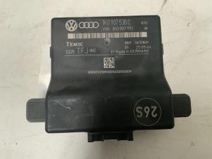 Gebruikte Deur module Volkswagen Touran (1T1/T2) 2.0 TDI 16V 140 Prijs € 4,00 Margeregeling aangeboden door Autodemontage van der Iest