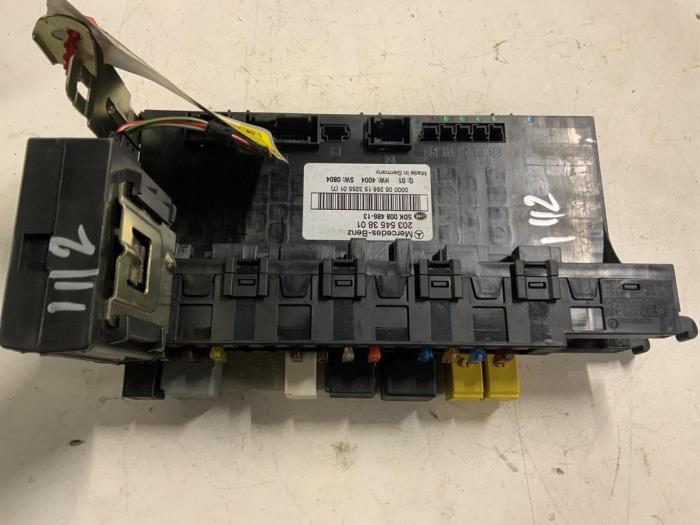 Gebruikte Bodycontrol Module Mercedes C Combi (S203) 2.2 C-220 CDI 16V Prijs € 120,00 Margeregeling aangeboden door Autodemontage van der Iest