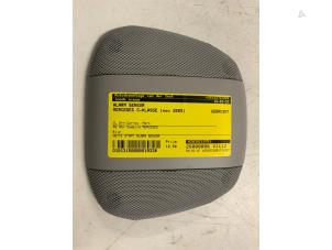 Gebruikte Alarm sensor Mercedes C Combi (S203) 2.2 C-220 CDI 16V Prijs € 12,50 Margeregeling aangeboden door Autodemontage van der Iest