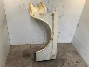 Gebruikte Voorscherm links Mercedes 200-280 (W123) 250 Prijs € 225,00 Margeregeling aangeboden door Autodemontage van der Iest