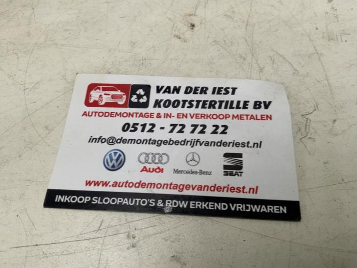 Inspuitcomputer van een Volkswagen Golf IV (1J1) 1.4 16V 2001