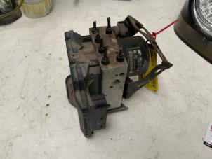 Gebruikte ABS Pomp Volkswagen Sharan (7M8/M9/M6) 1.9 TDI 115 Prijs € 345,00 Margeregeling aangeboden door Autodemontage van der Iest