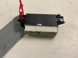 Gebruikte Module PDC Volkswagen Golf VII (AUA) 1.6 TDI BlueMotion 16V Prijs € 30,00 Margeregeling aangeboden door Autodemontage van der Iest