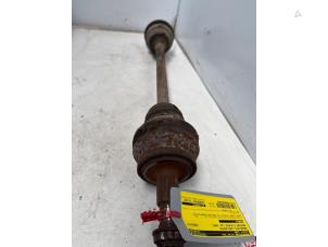 Gebruikte Steekas links-achter Mercedes E (W211) 2.7 E-270 CDI 20V Prijs € 49,99 Margeregeling aangeboden door Autodemontage van der Iest