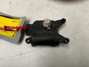 Gebruikte Kachelkraan Elektrisch Volkswagen Golf VI Variant (AJ5/1KA) 1.6 TDI 16V 105 Prijs € 4,00 Margeregeling aangeboden door Autodemontage van der Iest