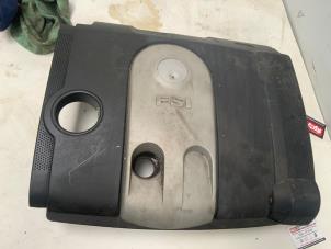 Gebruikte Afdekplaat motor Volkswagen Jetta III (1K2) 1.6 FSI 16V Prijs € 26,50 Margeregeling aangeboden door Autodemontage van der Iest