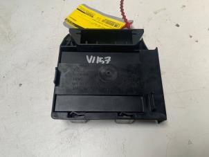Gebruikte Central electronic module Volkswagen Jetta III (1K2) 1.6 FSI 16V Prijs € 19,50 Margeregeling aangeboden door Autodemontage van der Iest