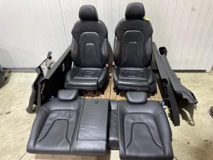 Gebruikte Interieur Bekledingsset Audi A5 (8T3) 3.0 TDI V6 24V Quattro Prijs € 299,99 Margeregeling aangeboden door Autodemontage van der Iest