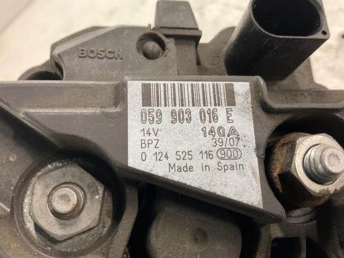 Dynamo van een Audi A5 (8T3) 3.0 TDI V6 24V Quattro 2007