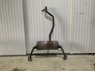 Gebruikte Uitlaat Einddemper Mercedes A (W176) 1.6 A-200 16V Prijs € 199,99 Margeregeling aangeboden door Autodemontage van der Iest