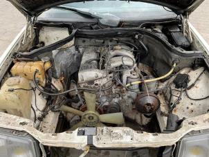 Gebruikte Motor Mercedes E diesel (W124) 2.0 200 D Prijs € 999,99 Margeregeling aangeboden door Autodemontage van der Iest