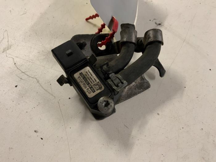 Gebruikte Druksensor Volkswagen Transporter T5 1.9 TDi Prijs € 15,00 Margeregeling aangeboden door Autodemontage van der Iest