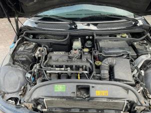 Gebruikte Versnellingsbak BMW Mini One/Cooper (R50) 1.6 16V Cooper Prijs € 224,99 Margeregeling aangeboden door Autodemontage van der Iest