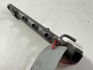 Gebruikte Injector brug Mercedes ML II (164/4JG) 3.0 ML-280 CDI 4-Matic V6 24V Prijs € 40,00 Margeregeling aangeboden door Autodemontage van der Iest