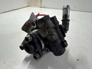 Gebruikte Servopomp Audi A5 (8T3) 3.0 TDI V6 24V Quattro Prijs € 30,00 Margeregeling aangeboden door Autodemontage van der Iest