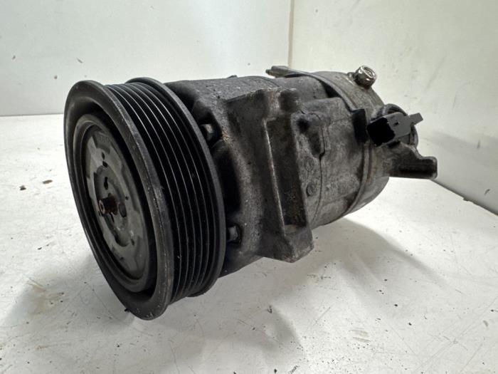 Gebruikte Aircopomp Citroen C4 Picasso (UD/UE/UF) 1.6 16V VTi 120 Prijs € 60,00 Margeregeling aangeboden door Autodemontage van der Iest