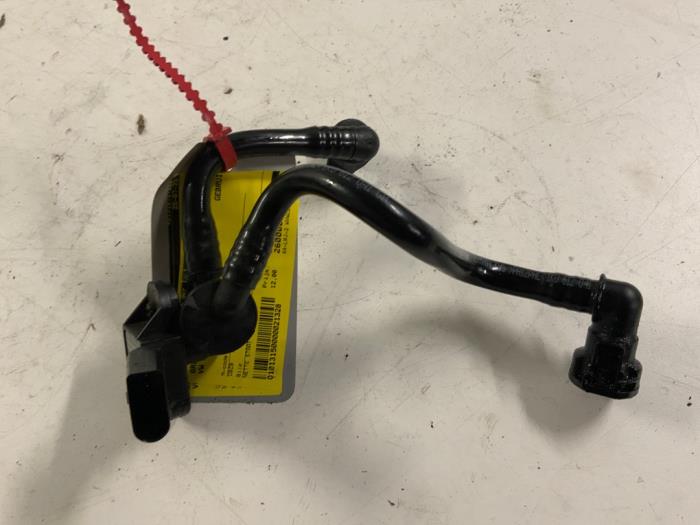 Gebruikte Brandstofdruk sensor Volkswagen Golf VI (5K1) 1.2 TSI BlueMotion Prijs € 12,00 Margeregeling aangeboden door Autodemontage van der Iest