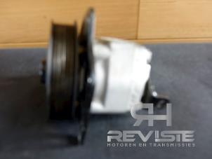 Gebruikte Pomp Servo Landrover Discovery IV (LAS) 3.0 TD V6 24V Van Prijs € 75,00 Margeregeling aangeboden door RH Motoren Transmissie Revisie BV