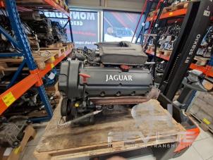 Gebruikte Motor Jaguar XKR Prijs € 1.815,00 Inclusief btw aangeboden door RH Motoren Transmissie Revisie BV