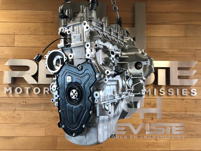 Motor van een Land Rover Discovery V (LR) 2.0 Td4 16V 2024