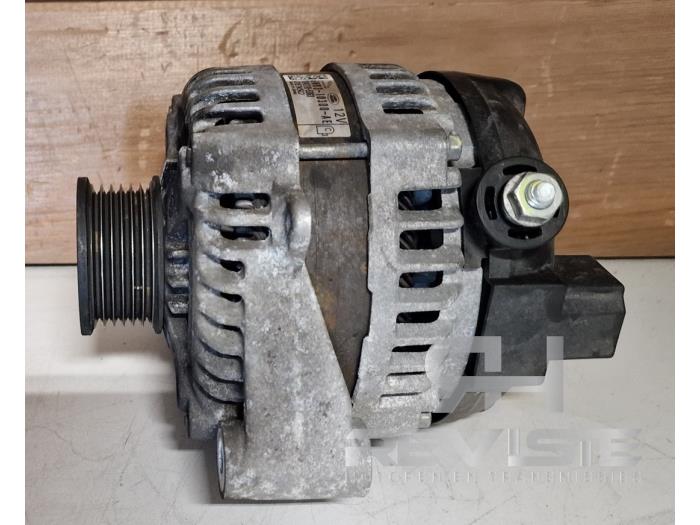 Dynamo van een Jaguar F-type 3.0 400 Sport V6 24V 2018