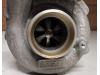 Turbo van een Mercedes-Benz E (W212) E-63 AMG V8 32V Performance Pack.4-Matic 2013