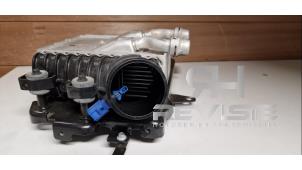 Gebruikte Intercooler Landrover Range Rover Evoque (LVJ/LVS) Prijs € 151,25 Inclusief btw aangeboden door RH Motoren Transmissie Revisie BV