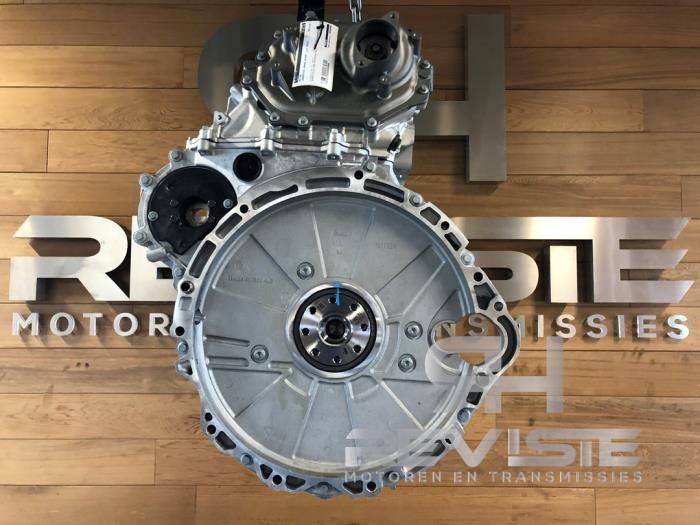 Motor van een Land Rover Discovery V (LR) 2.0 Td4 16V 2018