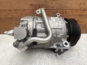 Gebruikte Aircopomp Landrover Range Rover Velar (LY) 2.0 D240 AWD Prijs € 70,00 Margeregeling aangeboden door RH Motoren Transmissie Revisie BV