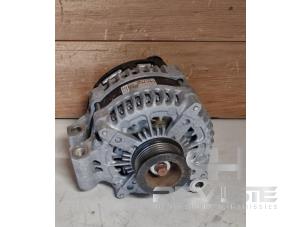 Gebruikte Dynamo Landrover Range Rover IV (LG) 4.4 SDV8 32V Prijs € 150,00 Margeregeling aangeboden door RH Motoren Transmissie Revisie BV