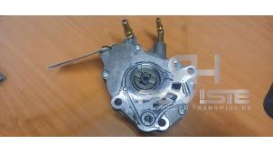 Gebruikte Videpomp (Diesel) Landrover Discovery V (LR) 3.0 Td6 24V Prijs € 85,00 Margeregeling aangeboden door RH Motoren Transmissie Revisie BV