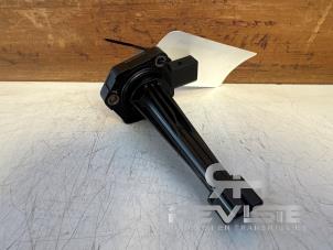 Gebruikte Oliepeil sensor Landrover Range Rover Sport (LS) 3.0 S TDV6 Prijs € 25,00 Margeregeling aangeboden door RH Motoren Transmissie Revisie BV